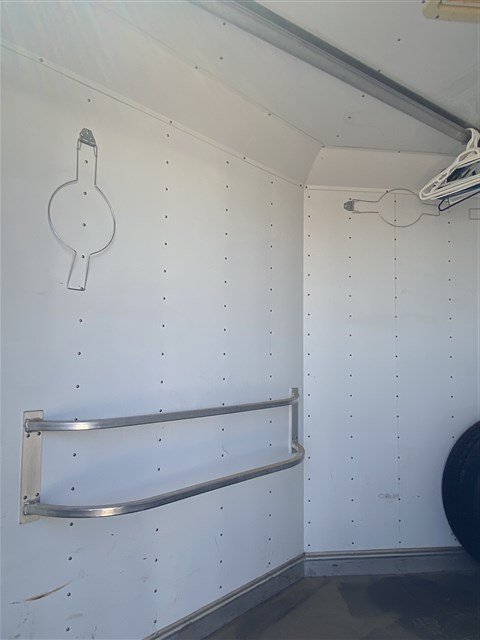 2000 Sooner 4 Horse Bumper Pull SUPER CLEAN - Image 14