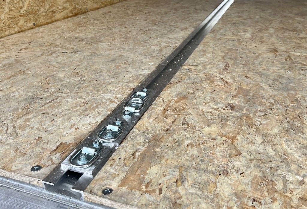 2024 E-Z Hauler 7×24 Aluminum 4-Place Drive In/Out w/Tapered Ramps, Rear Canopy - Image 17