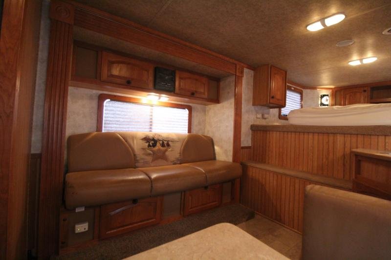 2008 Lakota 8415 w/Slide out 4 Horse Trailer - Image 9