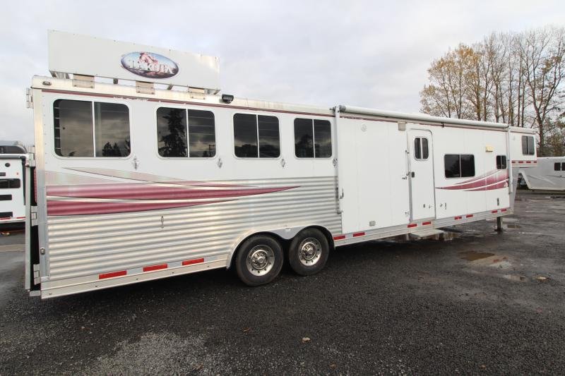 2008 Lakota 8415 w/Slide out 4 Horse Trailer - Image 4