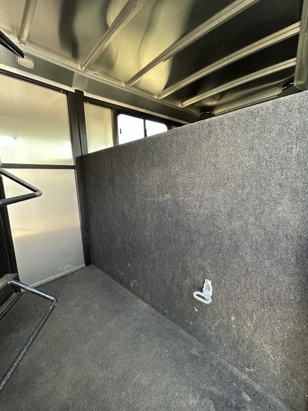 2022 Logan Coach Crossfire 3 Horse Gooseneck - Image 11