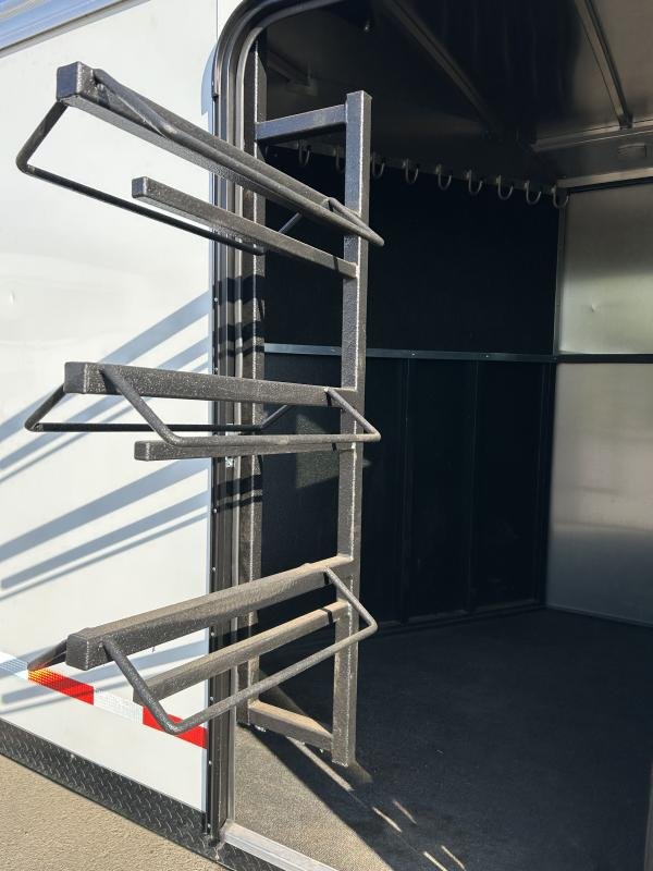 2022 Logan Coach Crossfire 3 Horse Gooseneck - Image 9