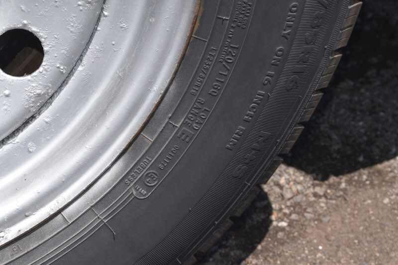 2006 Adam 7302 3 Horse Trailer - Image 19