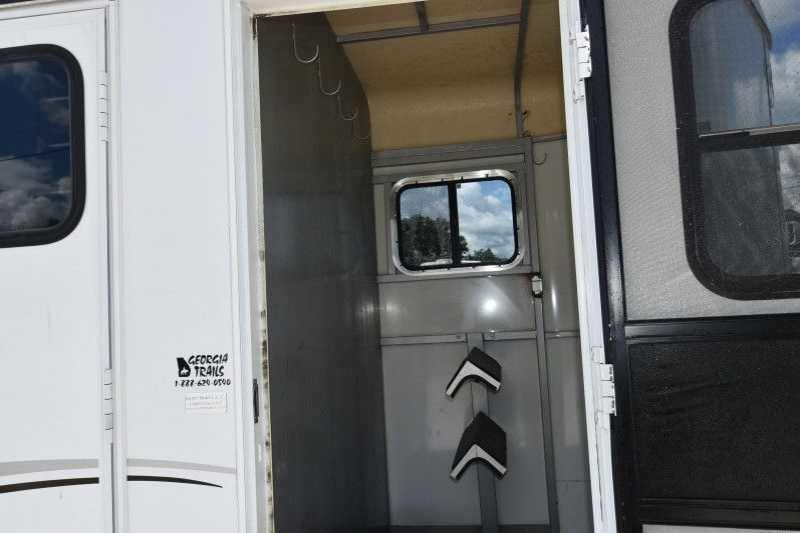 2002 Kiefer Built 2 Horse Bumper Pull - Image 14