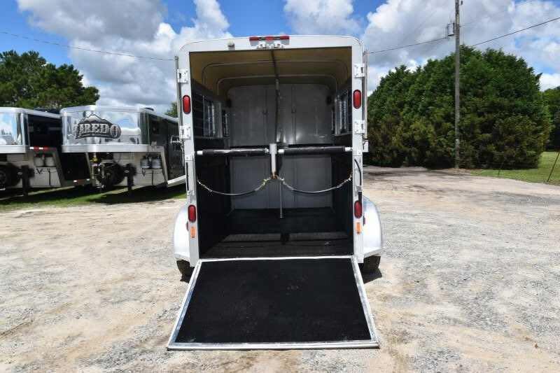 2002 Kiefer Built 2 Horse Bumper Pull - Image 15