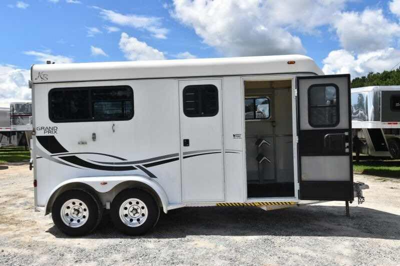 2002 Kiefer Built 2 Horse Bumper Pull - Image 19