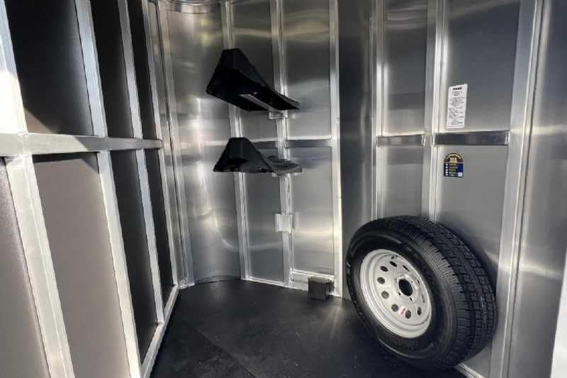 2024 Shadow 2 Horse Bumper Pull - Image 3