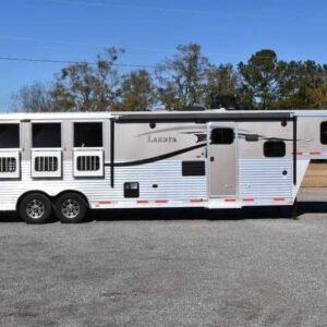 2015-lakota-8411glq-4-horse-trailer-with-11-short-wall-2