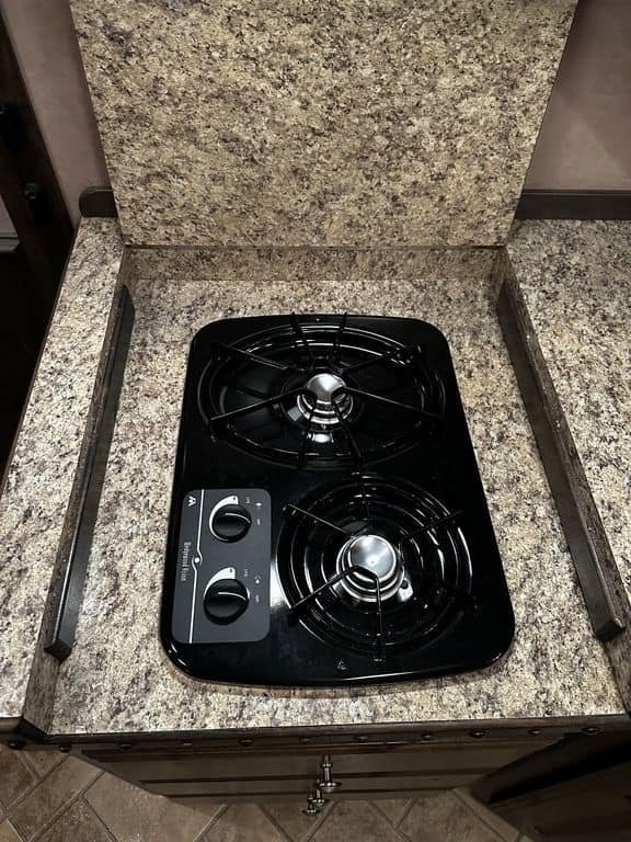 2009 Bloomer Trailers Evolution 10th Anniversary Edition 3-H 11' LQ - Image 12