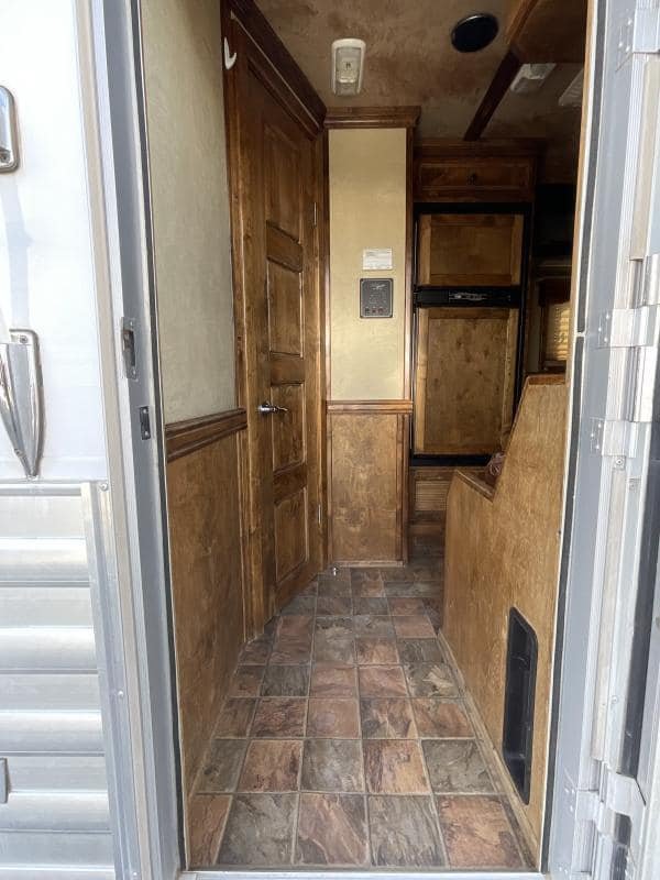 2008 4-Star Trailer 4 horse 12ft Outlaw LQ - Image 36