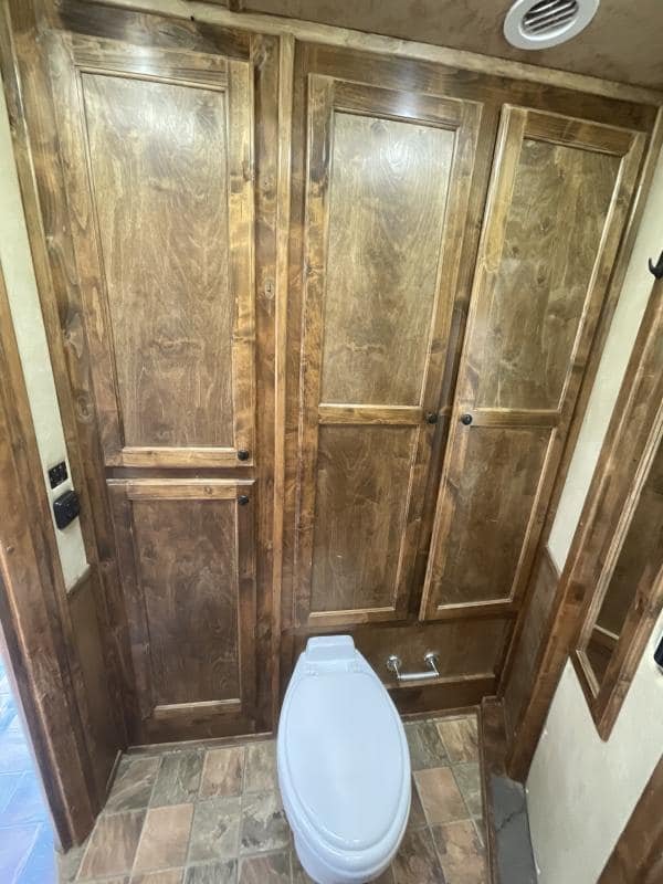 2008 4-Star Trailer 4 horse 12ft Outlaw LQ - Image 56