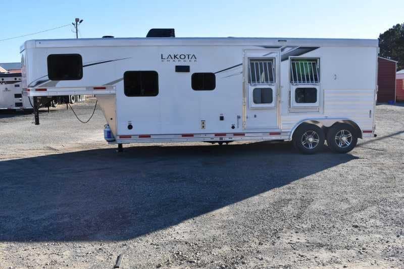 2022 Lakota Charger LQ 2 Horse Trailer with 9' Short Wall - Image 8