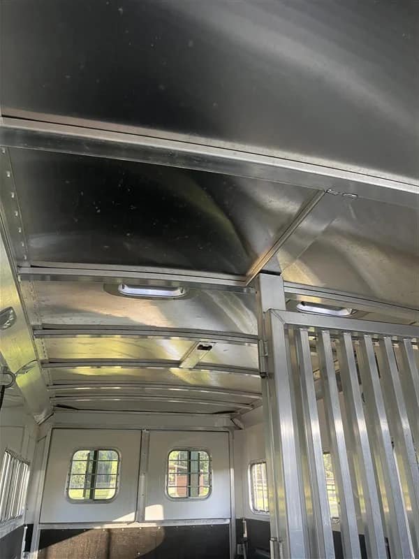 2019 4 Star 2+1 GN - Image 18