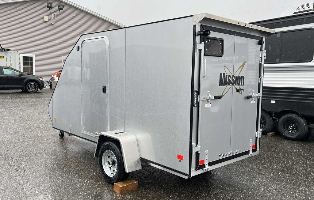 2024 Mission Trailers 60×12 Aluminum Single Place Crossover w/Galvanized Package, Rear Canopy - Image 9