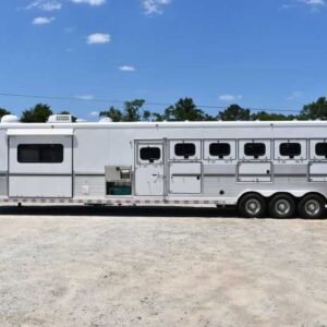 2005 Sundowner Sunlite  6LQ Horse Trailer with 11' Short Wall 725 Grand Sierra 8612GLQ MidTack