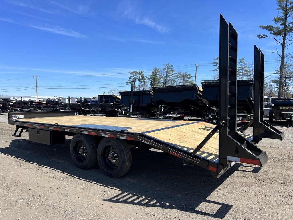 2024 Diamond C 8.5x20 20K Deckover Equipment Trailer w/ 72โ Flip-Knee Ramps - Image 5
