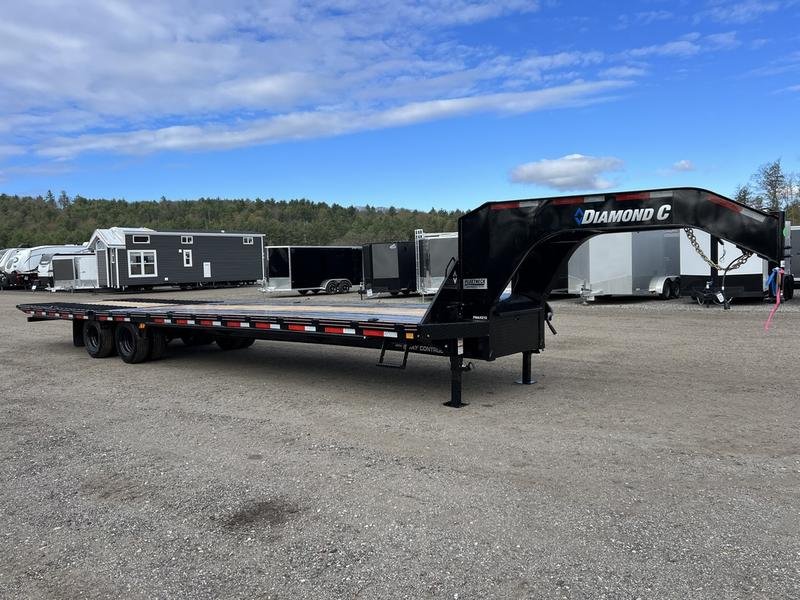 2024 Diamond C 8.5x35 25K Gooseneck Equipment Trailer w/Spare Mount - Image 9